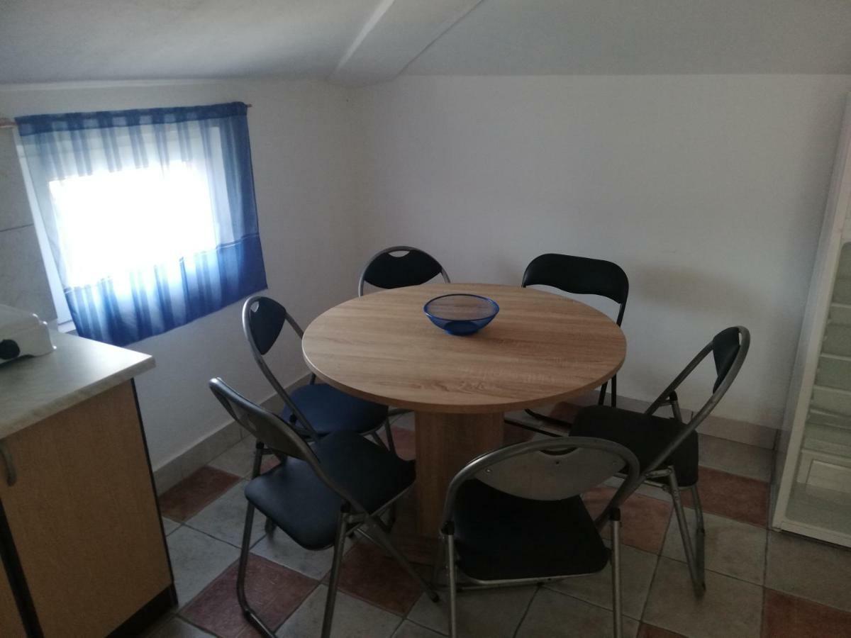 Apartmani Kovacic Murter Bagian luar foto